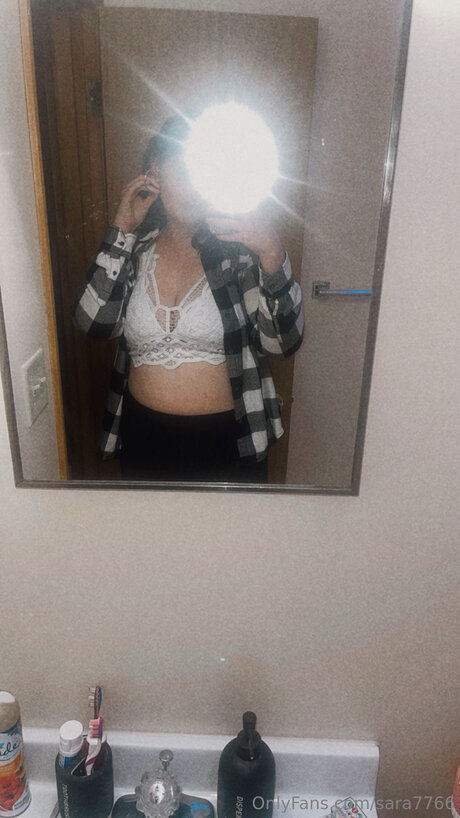 Nacktes geleaktes OnlyFans-Foto von Sara7766