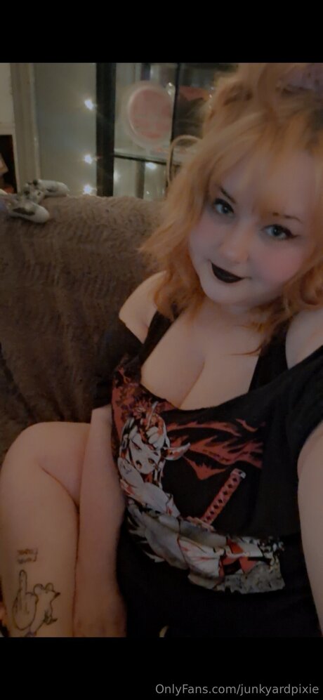Junkyardpixie