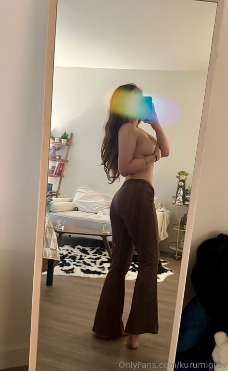 Nacktes geleaktes OnlyFans-Foto von Kurumigray