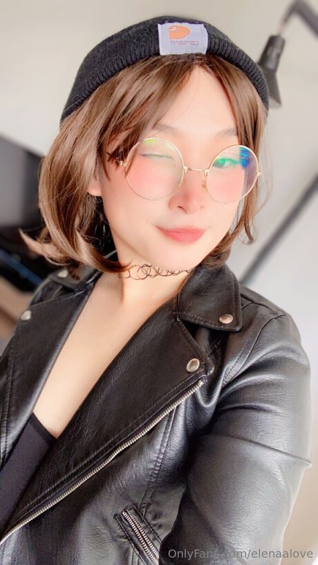 Nacktes geleaktes OnlyFans-Foto von Elenaalove