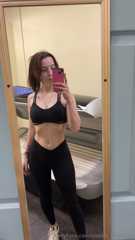 Alessia Brooks12