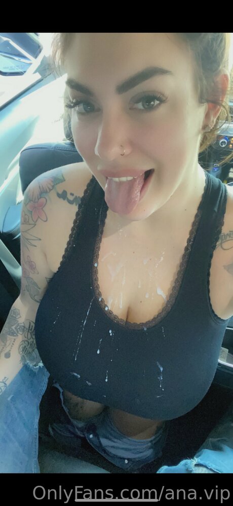 Nacktes geleaktes OnlyFans-Foto von Ana Vip