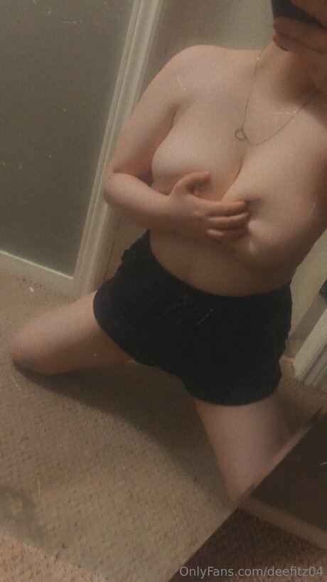 Nacktes geleaktes OnlyFans-Foto von Deefitz04