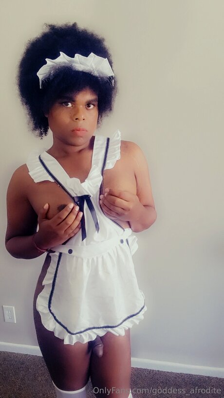 Nacktes geleaktes OnlyFans-Foto von Goddess Afrodite