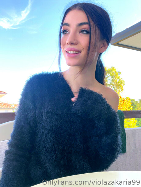 Violazakaria99