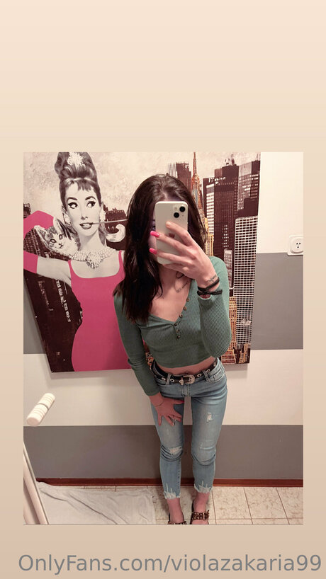 Violazakaria99