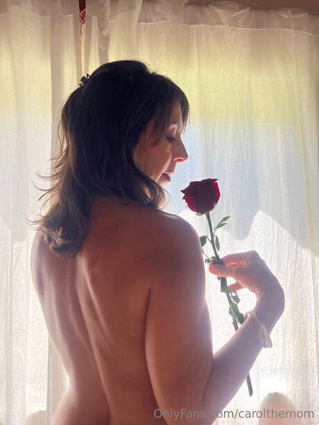 Nacktes geleaktes OnlyFans-Foto von Carolthemom