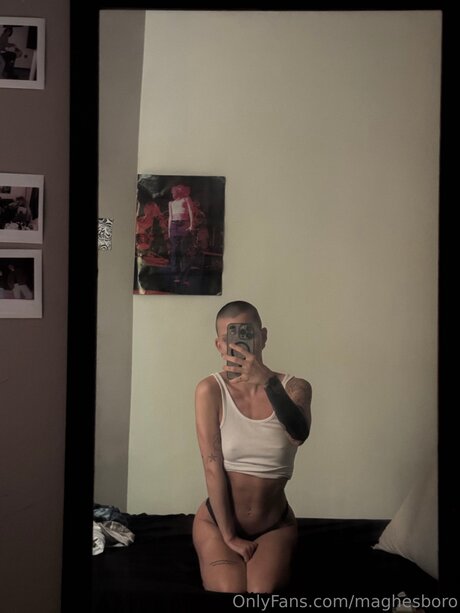 Nacktes geleaktes OnlyFans-Foto von Maghesboro