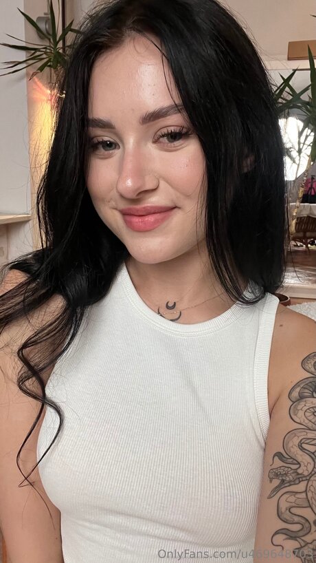 Nacktes geleaktes OnlyFans-Foto von Spicy Sophee