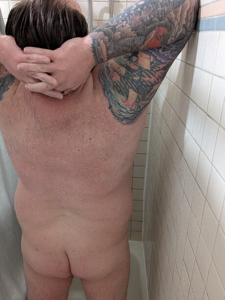 Nacktes geleaktes OnlyFans-Foto von Unclemcdoogle