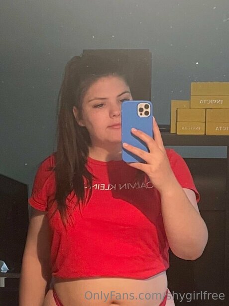 Nacktes geleaktes OnlyFans-Foto von Shygirlfree