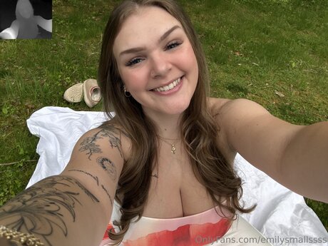 Nacktes geleaktes OnlyFans-Foto von Emilysmallssss