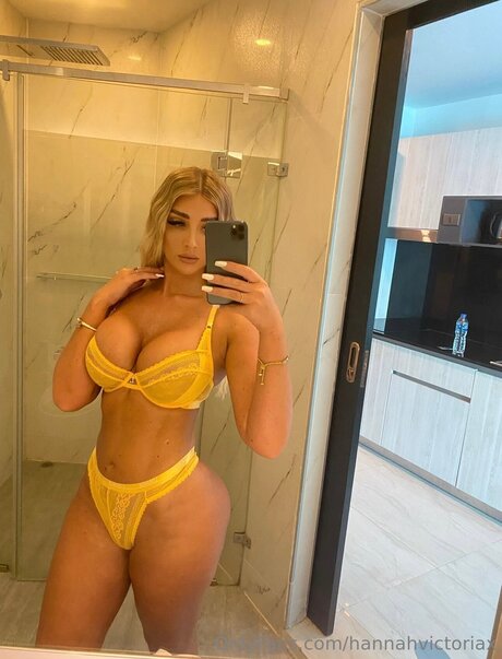 Hollyxjonesx