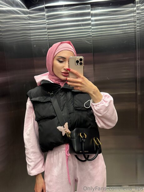 Nacktes geleaktes OnlyFans-Foto von Leila Lips