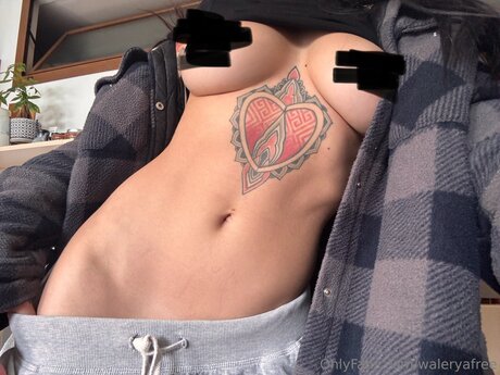 Nacktes geleaktes OnlyFans-Foto von Waleryafree