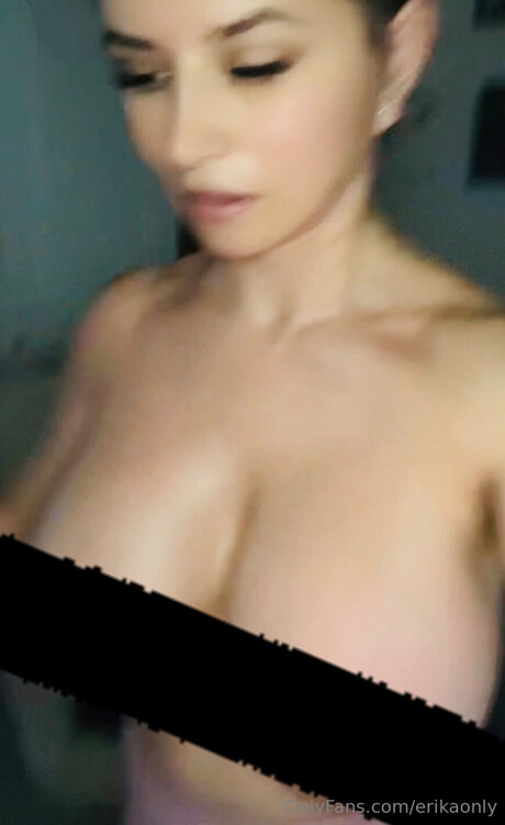 Nacktes geleaktes OnlyFans-Foto von Erikaonly