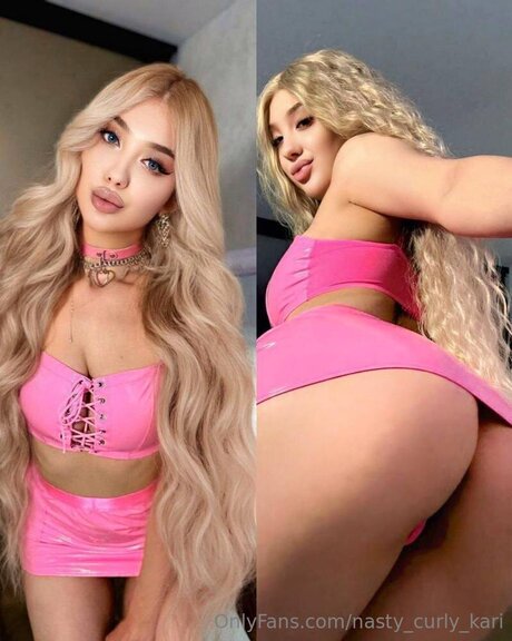 Nacktes geleaktes OnlyFans-Foto von Nasty Curly Kari
