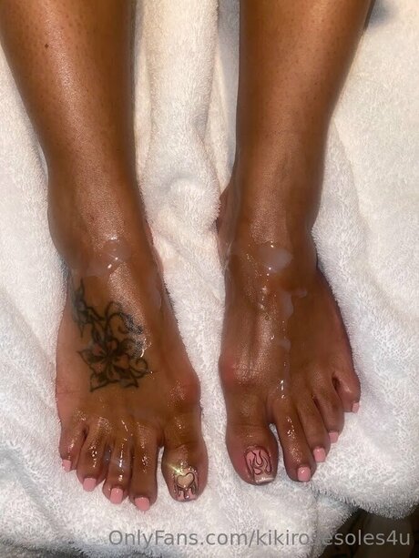 Nacktes geleaktes OnlyFans-Foto von Kikirosesoles