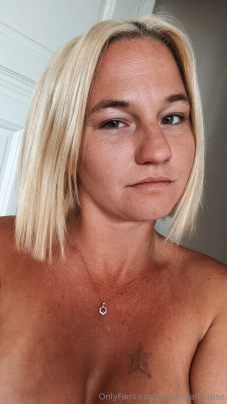 Theonlyalexrose
