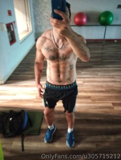Nacktes geleaktes OnlyFans-Foto von Delta Goose