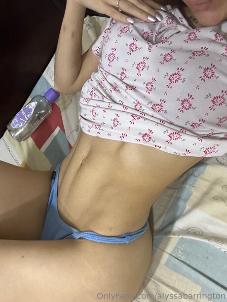 Nacktes geleaktes OnlyFans-Foto von Alyssabarrington