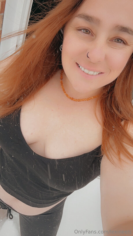 Nacktes geleaktes OnlyFans-Foto von Lexineels