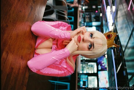 Nacktes geleaktes OnlyFans-Foto von Strawbunnyx0