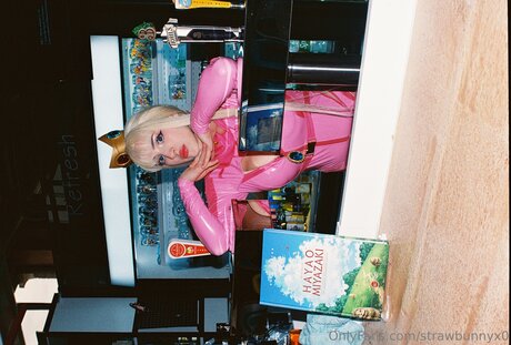 Strawbunnyx0
