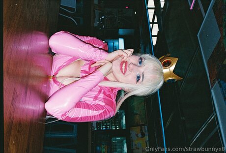 Strawbunnyx0