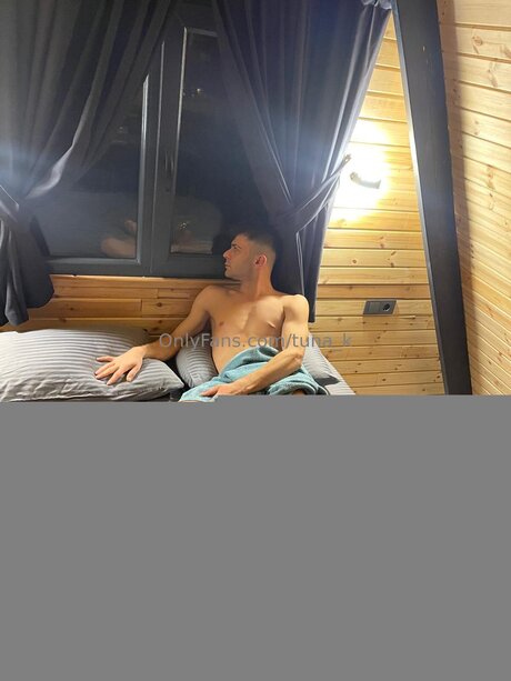 Nacktes geleaktes OnlyFans-Foto von Tuna K