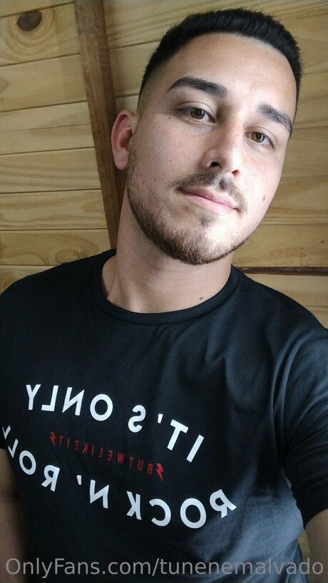 Tunenemalvado