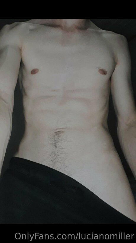 Nacktes geleaktes OnlyFans-Foto von Lucianomiller