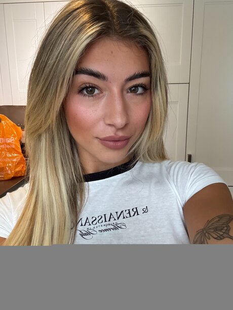 Nacktes geleaktes OnlyFans-Foto von Ellaajasminee