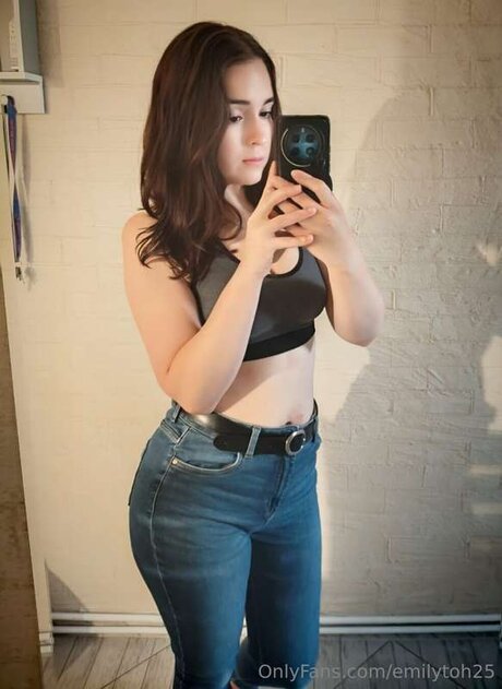 Emilytoh25