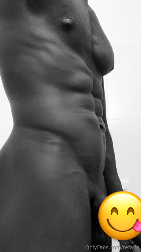 Nacktes geleaktes OnlyFans-Foto von Refane