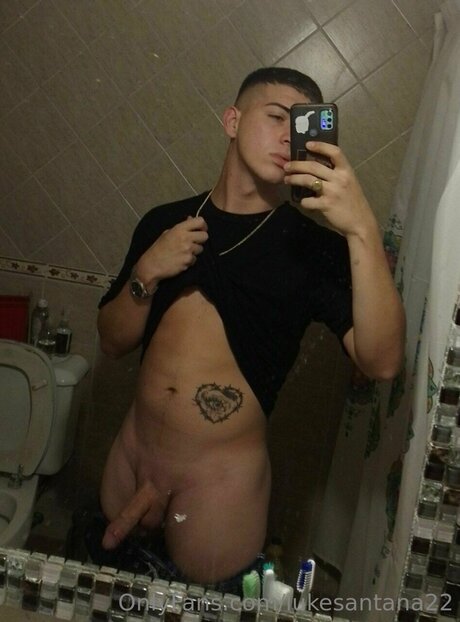 Nacktes geleaktes OnlyFans-Foto von Lukesantana22