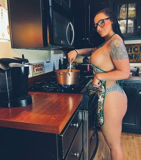 Nacktes geleaktes OnlyFans-Foto von Countryrae