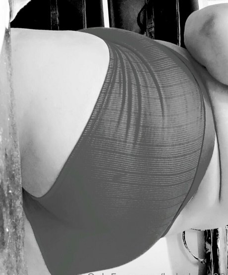 Nacktes geleaktes OnlyFans-Foto von Babykayy90