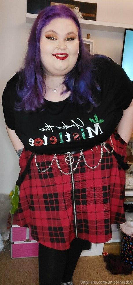 Nacktes geleaktes OnlyFans-Foto von Unicornred99