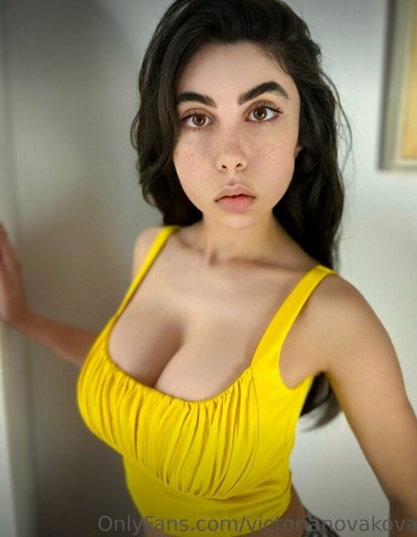 Nacktes geleaktes OnlyFans-Foto von Victorianovakova