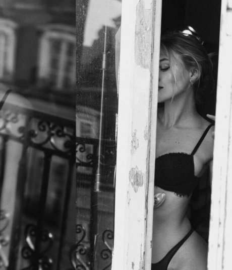 Nacktes geleaktes OnlyFans-Foto von Ella Kernkamp