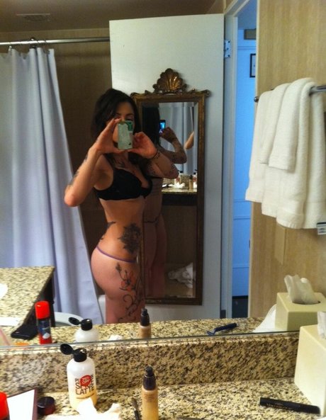 Sarah Shahi