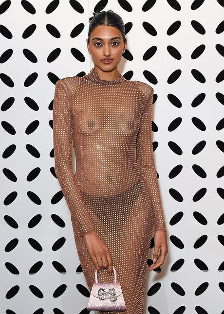 Nacktes geleaktes OnlyFans-Foto von Neelam Gill