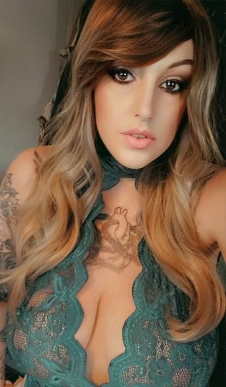 Nacktes geleaktes OnlyFans-Foto von Alexiwildexxx