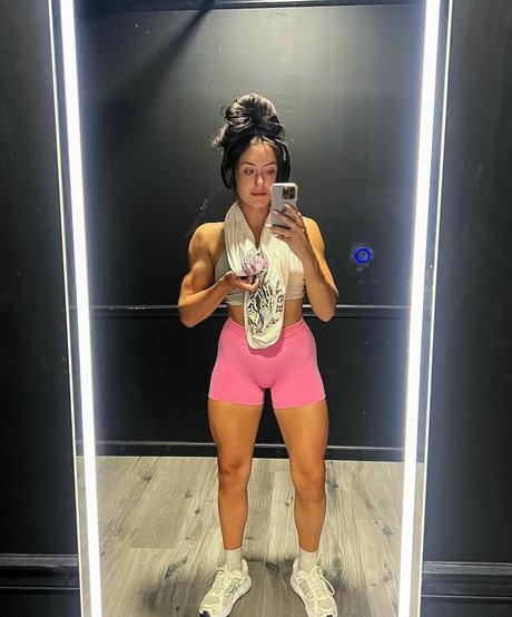 Nacktes geleaktes OnlyFans-Foto von Brooklyn Hillenbrand
