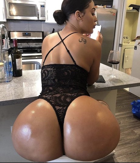 Nacktes geleaktes OnlyFans-Foto von Gabby Gavino