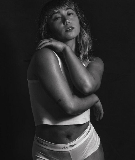 Nacktes geleaktes OnlyFans-Foto von Katelyn Ohashi