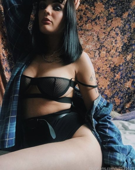 Nacktes geleaktes OnlyFans-Foto von Elly Stephenson