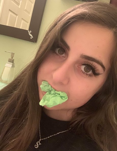 Nacktes geleaktes OnlyFans-Foto von Sarahaha