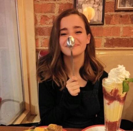 Nacktes geleaktes OnlyFans-Foto von Holly Earl